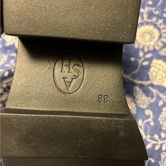 Black Combat Boots with High Top and Chunky Sole - Picture 7 of 10